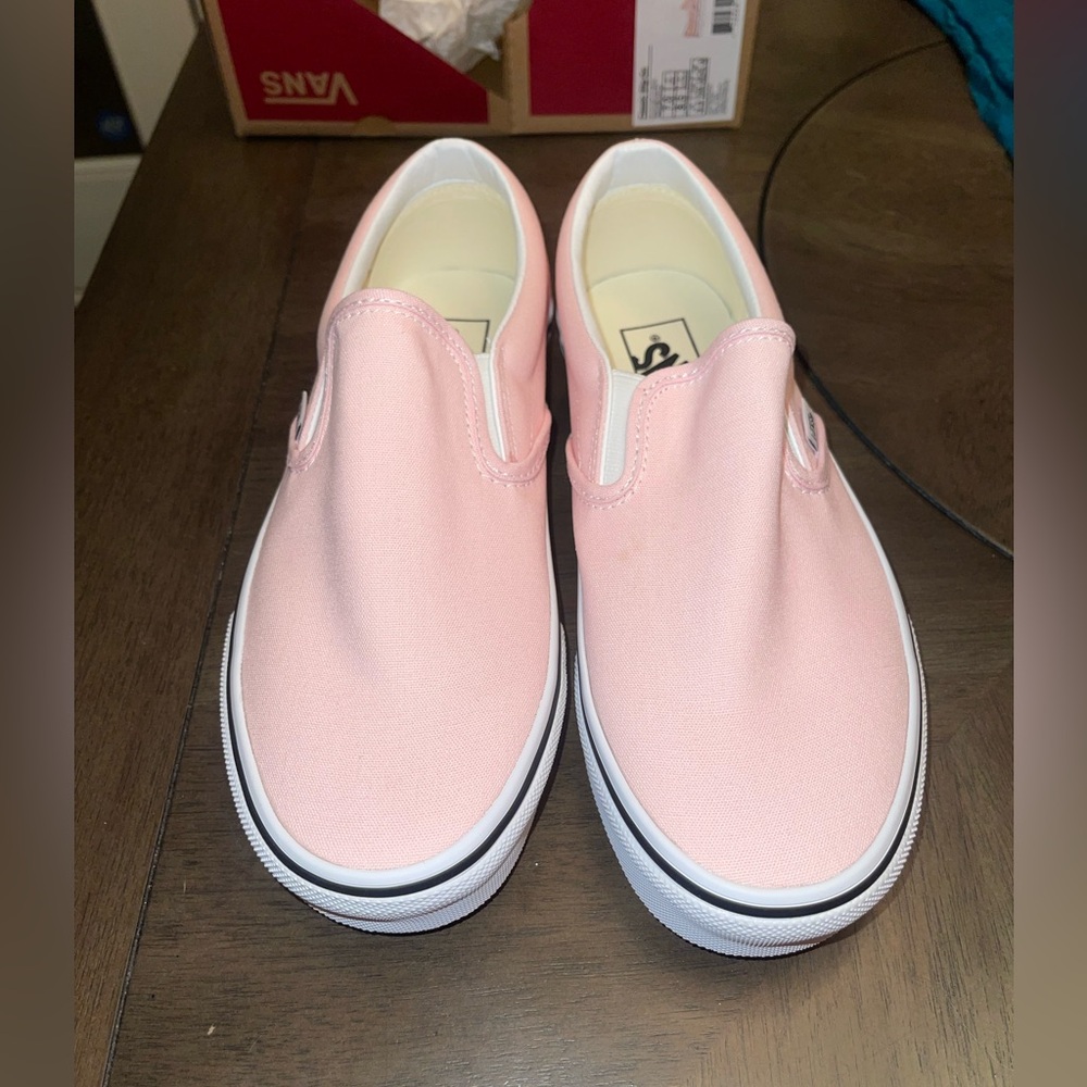 Women’s pink Vans slip on